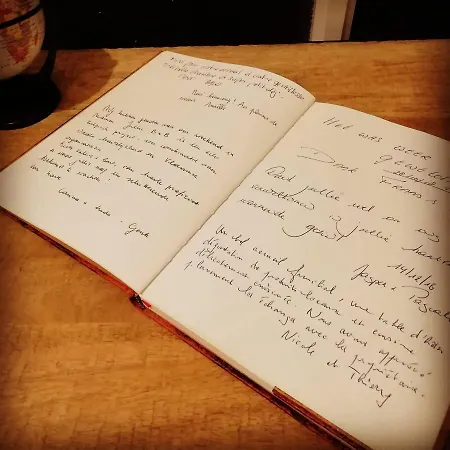 Avou Nozotes Nocleg ze śniadaniem Namur