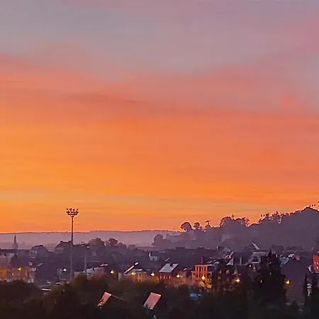 Avou Nozotes Nocleg ze śniadaniem 4*