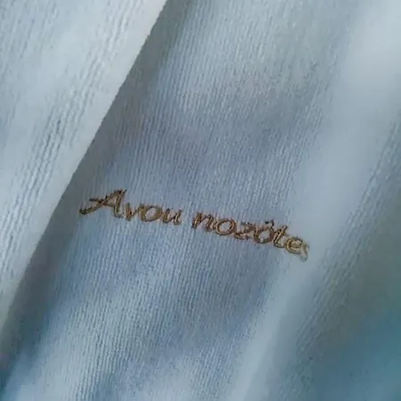 Avou Nozotes B&B 나무르