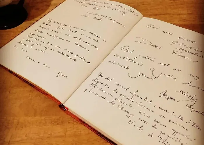 Avou Nozotes Bed & Breakfast Namur